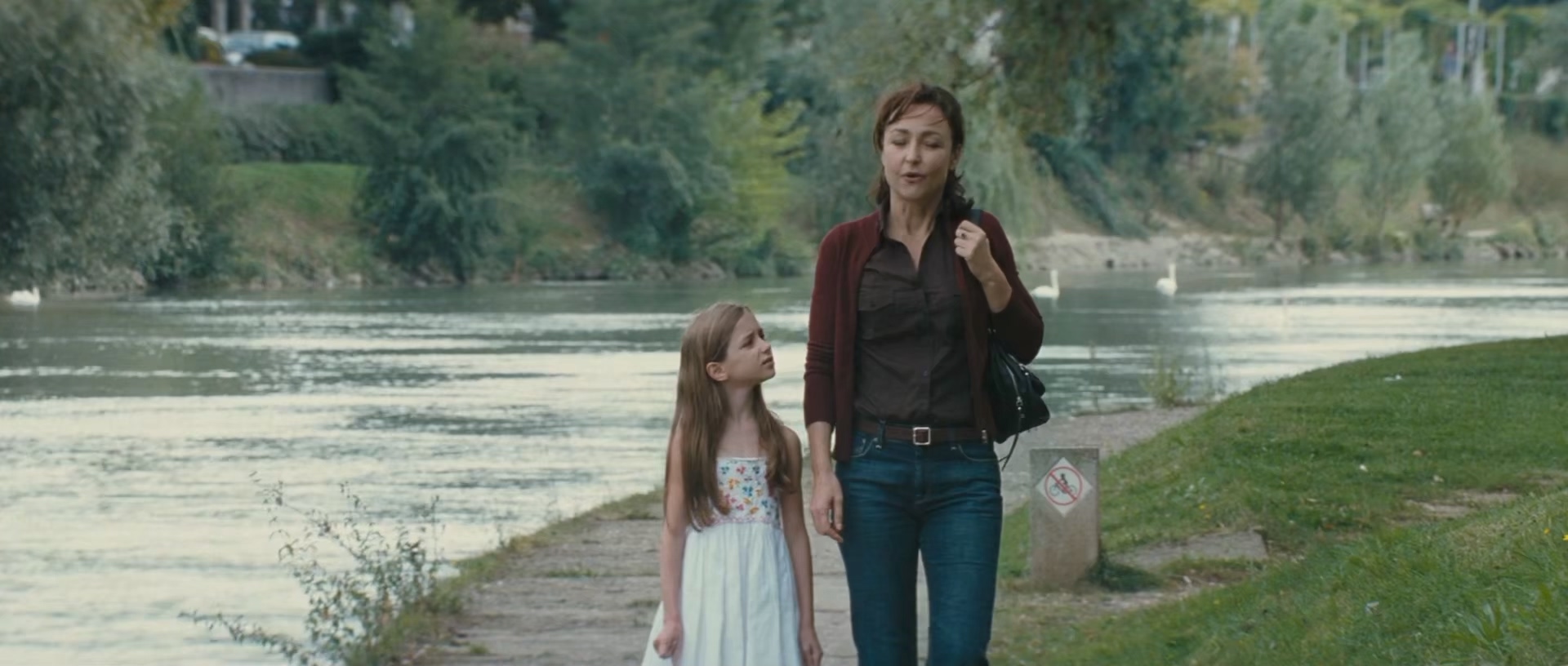 天使的印记 (2008) 1080p [AC3, AC3] [zho, fra].mkv_20250205_133151.540.jpg