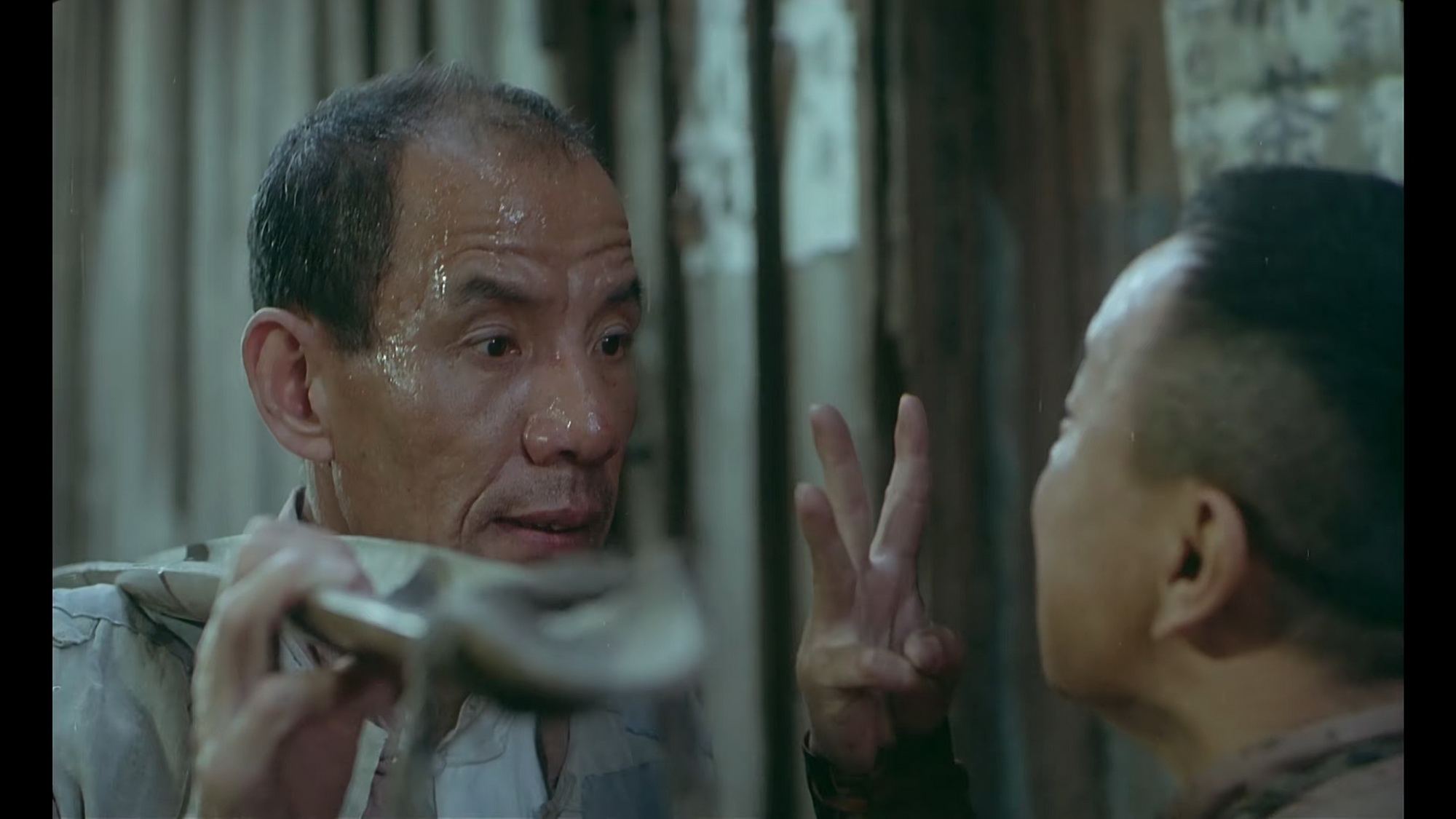 绝境逢生.WEB-DL 4K.国语中英双字-Einrouse.mp4_20250206_123023.053.jpg