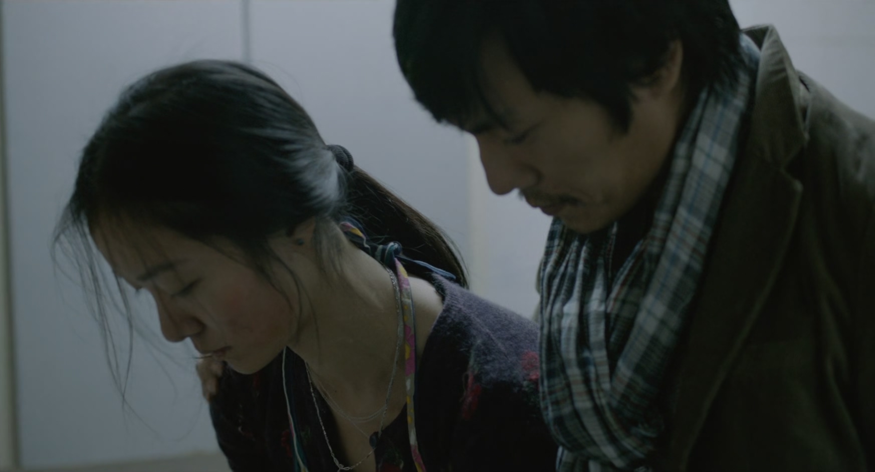 浮城谜事.Mystery.2012.CHINESE.1080p.WEBRip.x265-VXT.mkv_20250210_114819.896.jpg