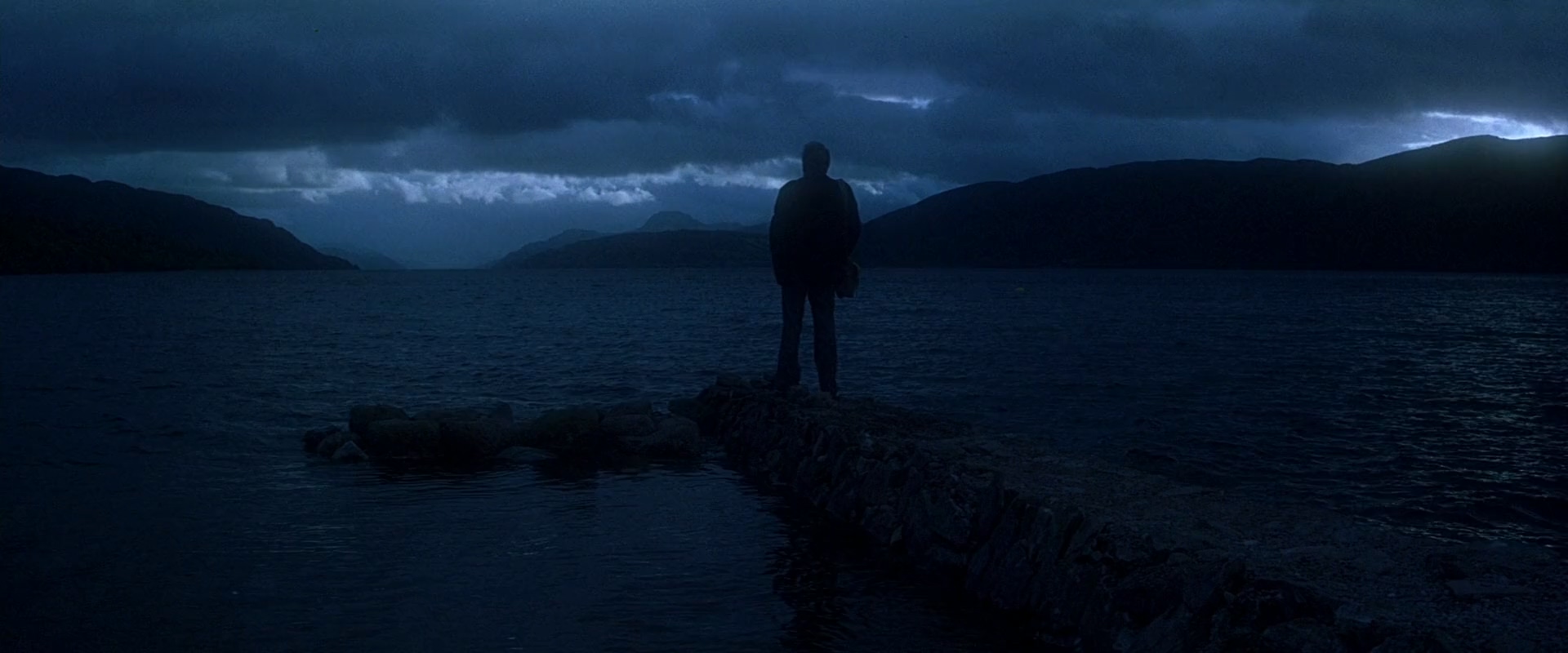 尼斯巨龙 (1996) 1080p [AAC, AAC] [zho, eng].mkv_20250303_181451.665.jpg