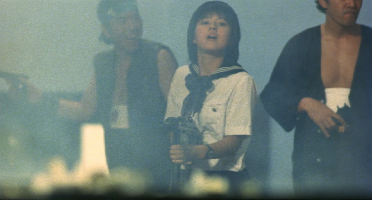 [水手服与机关枪].Sailor.Suit.and.Machine.Gun.1981.BluRay.720p.x264.AC3-CMCT.mkv_.jpg