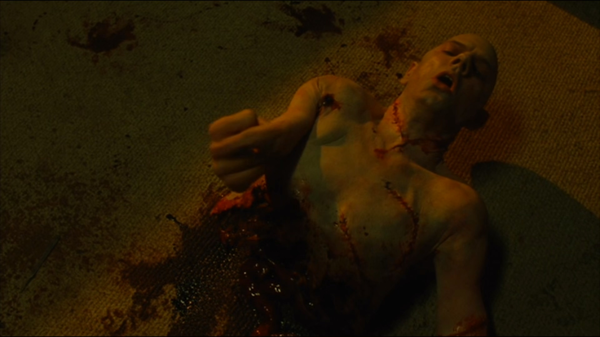 魔鬼卡车 (2003) 1080p [AC3, AC3, AAC] [zho, eng, eng].mkv_20250310_175520.328.jpg