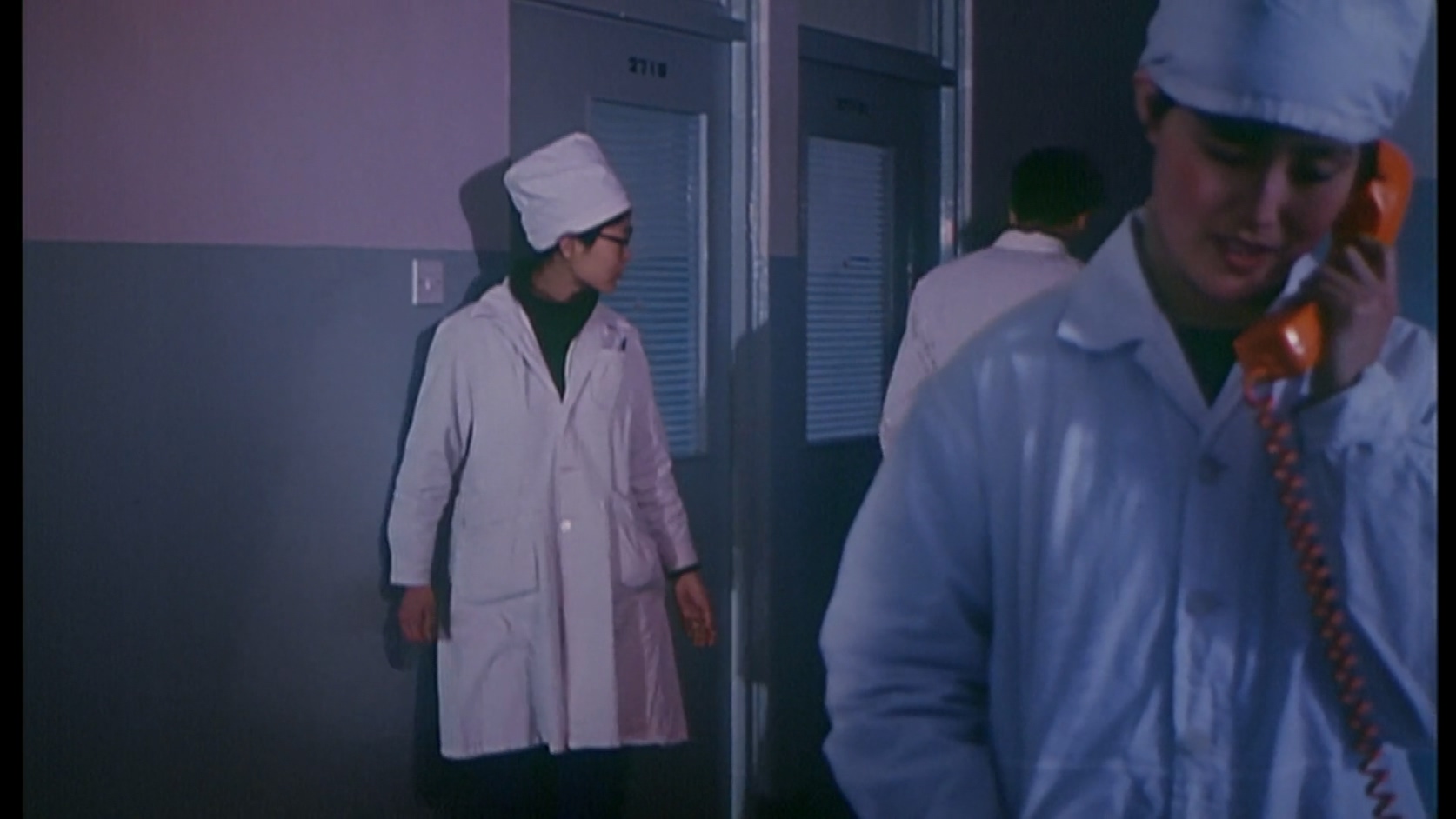 姑娘， 望着我.MP4_20250312_115343.522.jpg