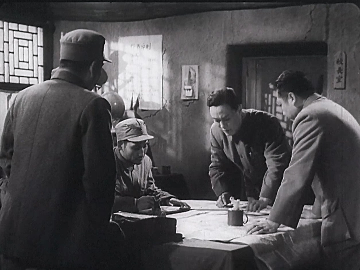 黑山阻击战 1958.mp4_20250313_103025.735.jpg