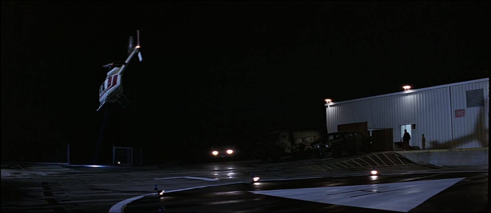 爱国者游戏.Patriot Games 1992 1080p x265 10bit.2audio特效字幕.mkv_20250318_104656.777.jpg