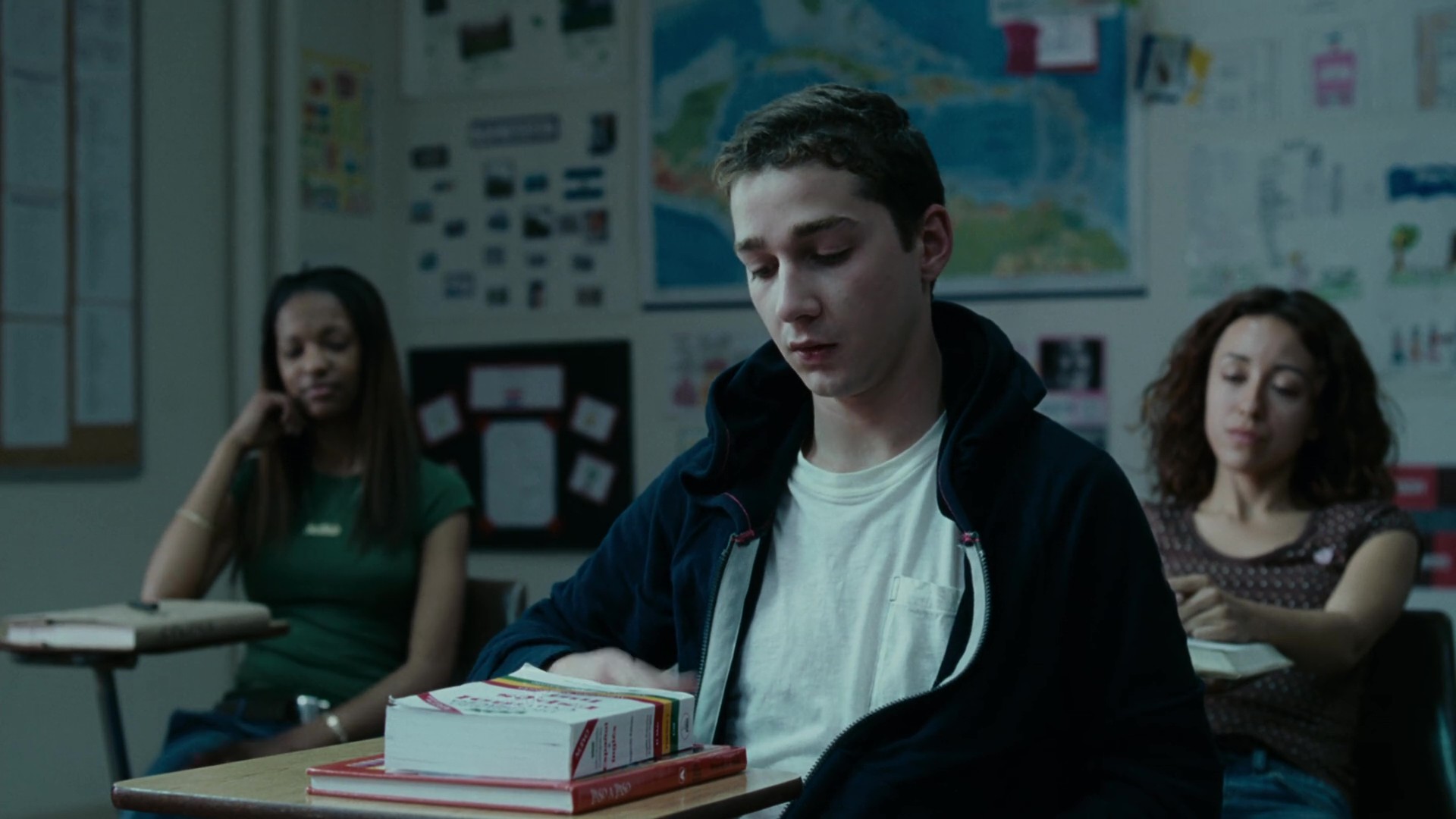 H 后窗惊魂-2007 - frame at 7m6s.jpg