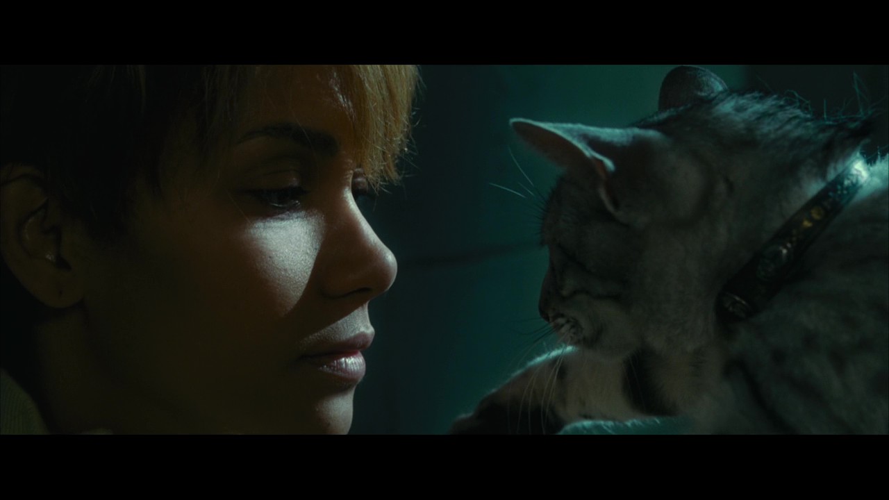 M 猫女-2004 - frame at 85m12s.jpg