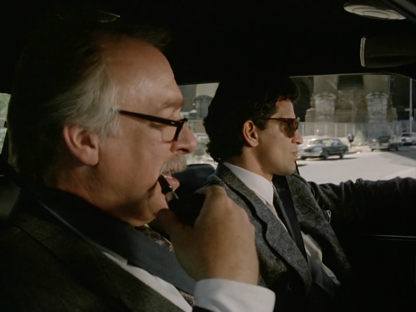 夺宝奇案 The.Diamond.Trap.1988.1080p.WEBRip.x264-RARBG.mkv.baiduyun.p.downloadin.jpg