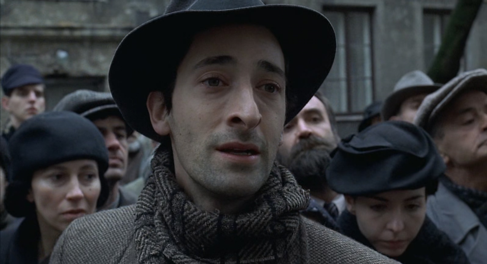 钢琴家.The.Pianist.2002.1080p.BluRay.x265.3audio-RARBG特效字幕 (1).mkv_20250411_.jpg