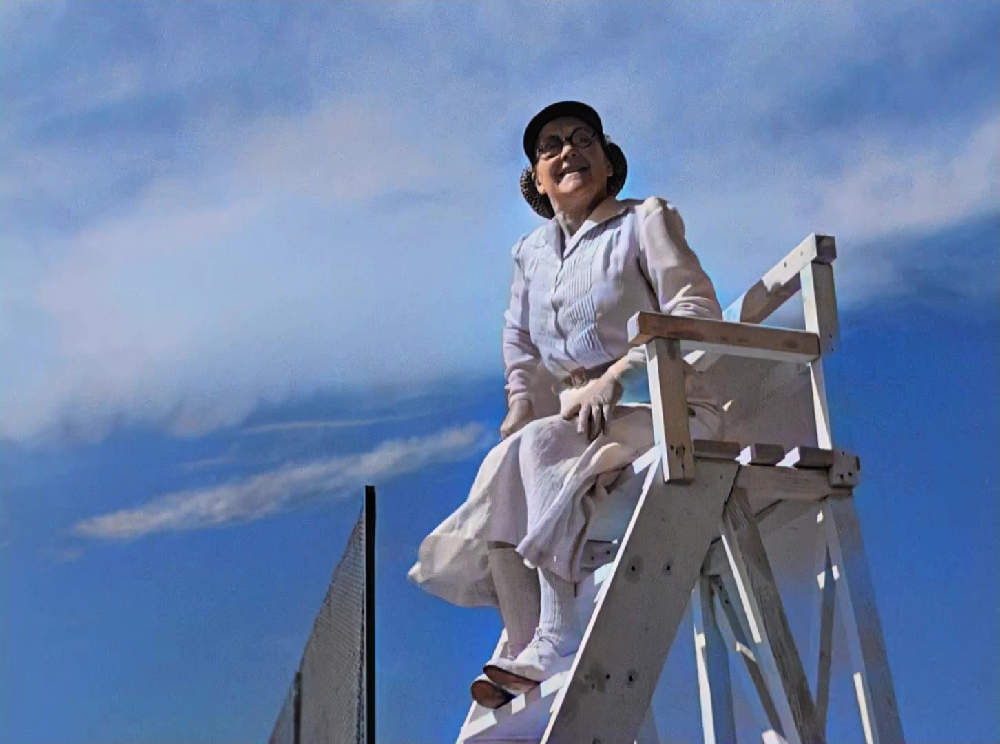 于洛先生的假期 彩色版.mkv_20250413_143000.718.jpg