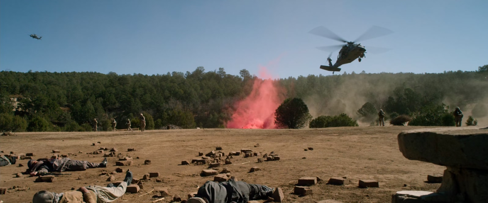 孤独的幸存者.Lone.Survivor.2013.BluRay.1080p.x265.10bit.AAC.2audio特效字幕 (1).m.jpg