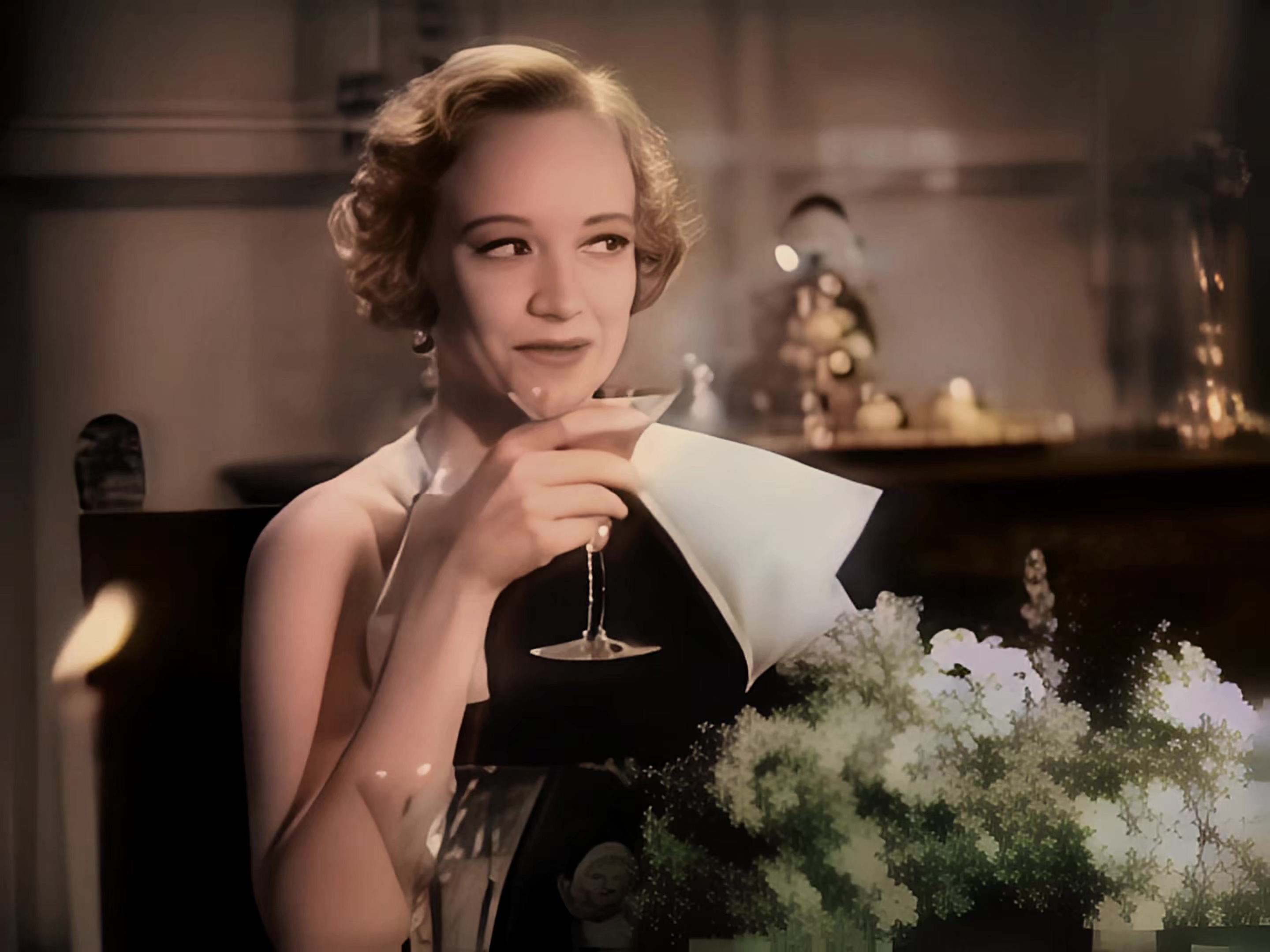 1935 我们的小姑娘.mkv_20250424_105951.506.jpg