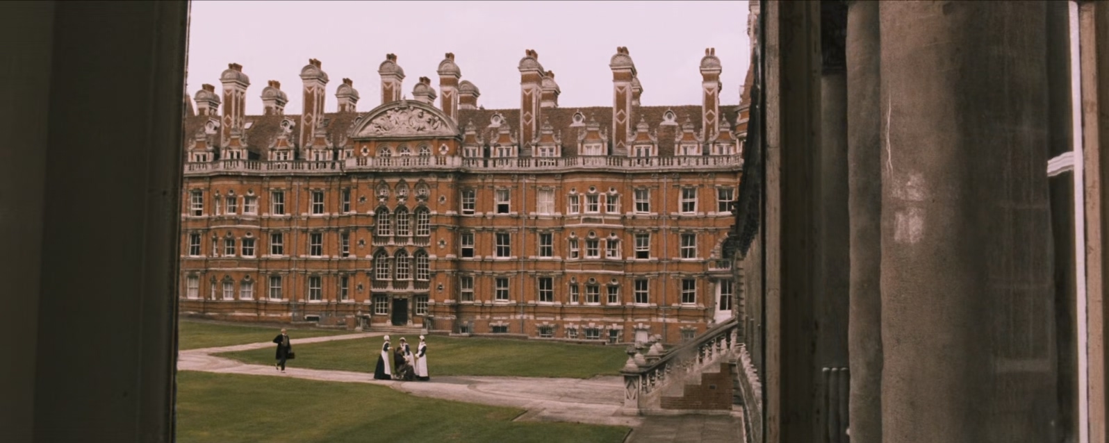 霍华德庄园.Howards.End.1992.REMASTERED.1080p.BluRay.x265.2audio-RARBG特效字幕 (2.jpg