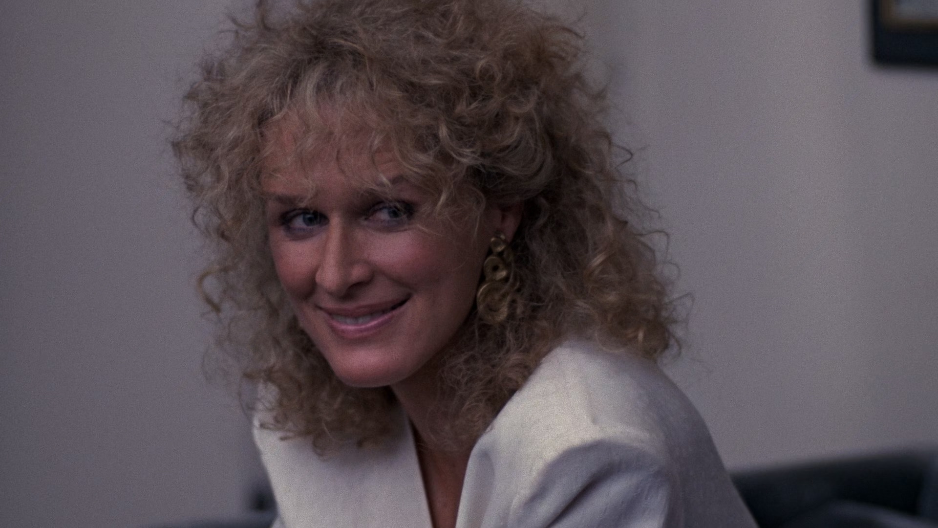 Fatal.Attraction.1987.REMASTERED.1080p.BluRay.x264.DTS-FGT.mkv_20250426_011108.175.jpg