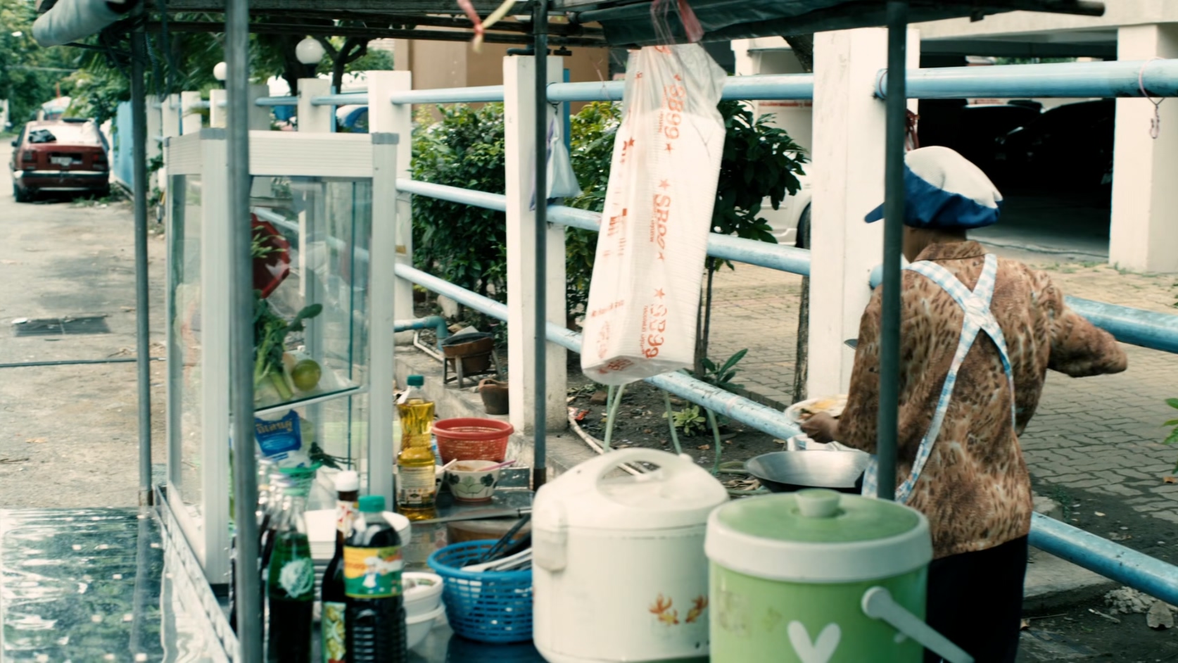 9路冥婚.9-9-81.2012.THAI.1080p.BluRay.x265.2audio-VXT (1).mkv_20250426_113544.236.jpg