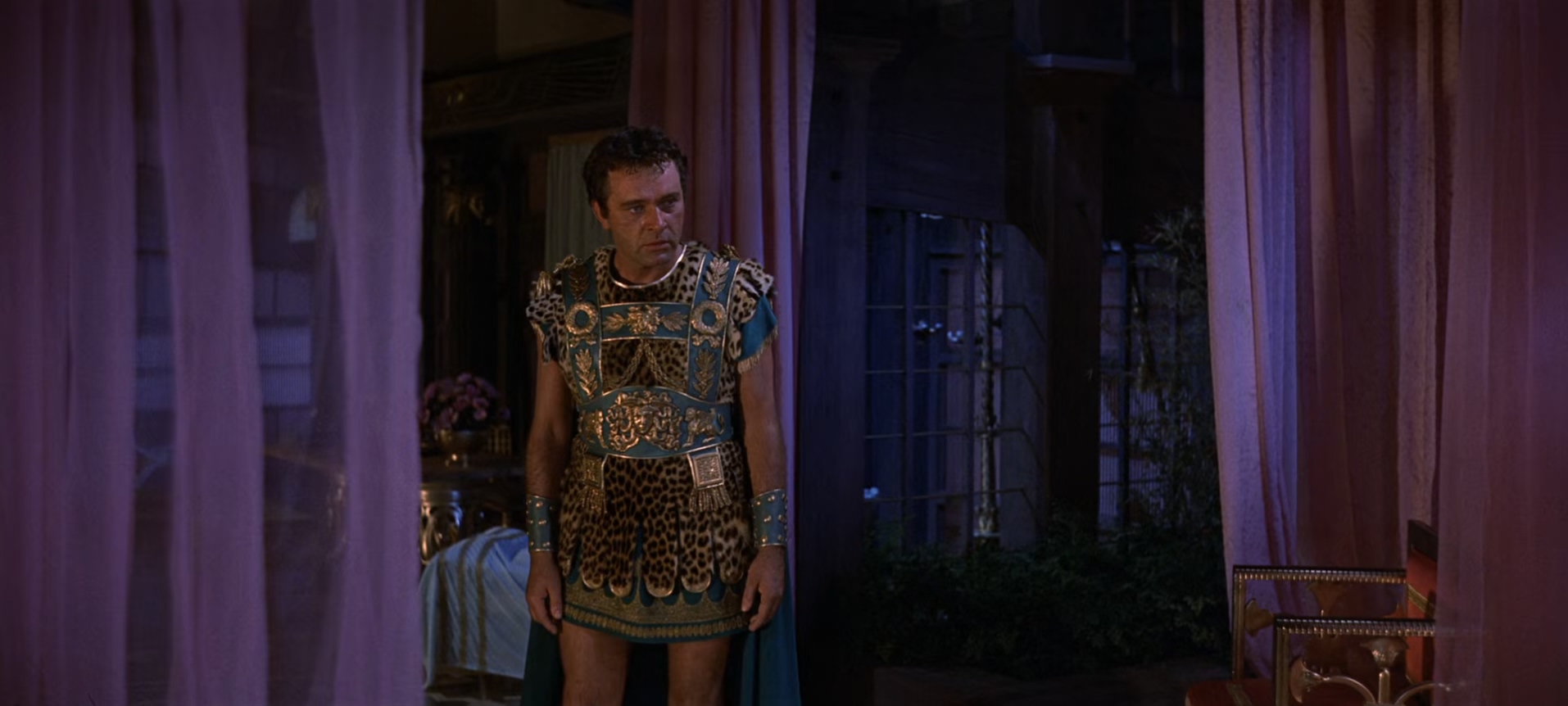 埃及艳后.Cleopatra.1963.1080p.BluRay.x265.3audio-RARBG.mkv_20250427_105215.557.jpg