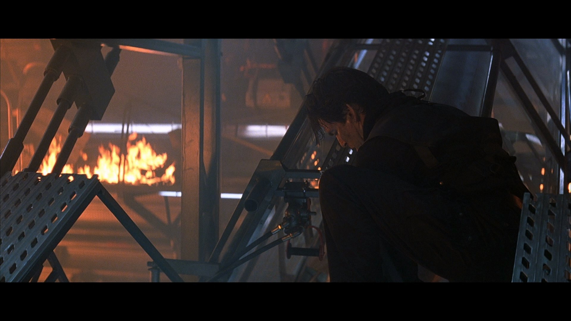 007：明日帝国 (1997).mkv_20250427_145320.597.png