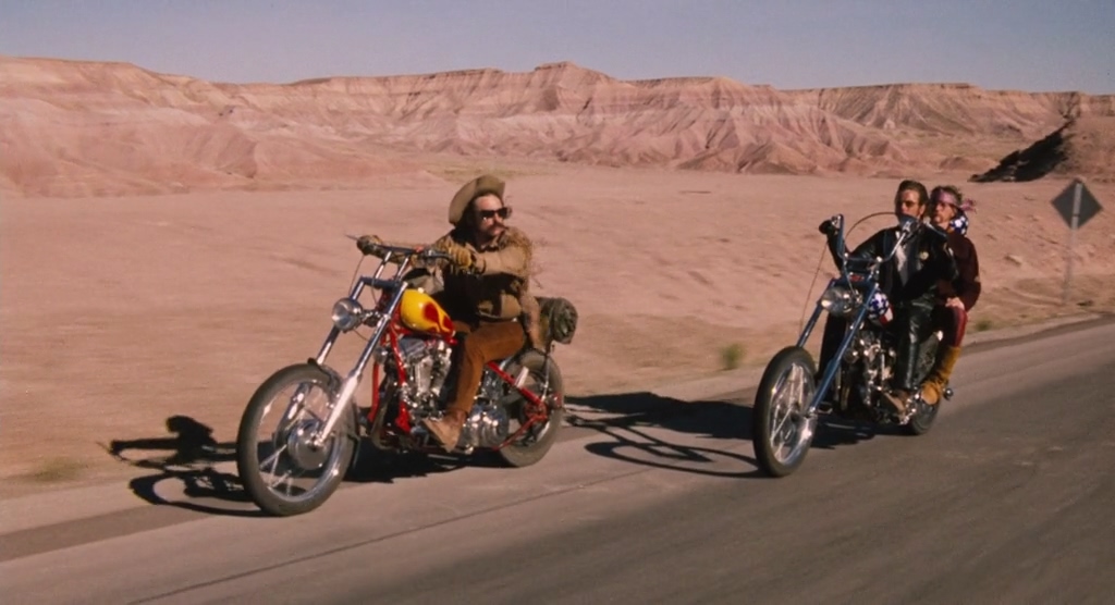 逍遥骑士.Easy Rider.1969.双语字幕.HR-HDTV.AC3.1024X556.x264.mkv_20250427_221045.165.jpg