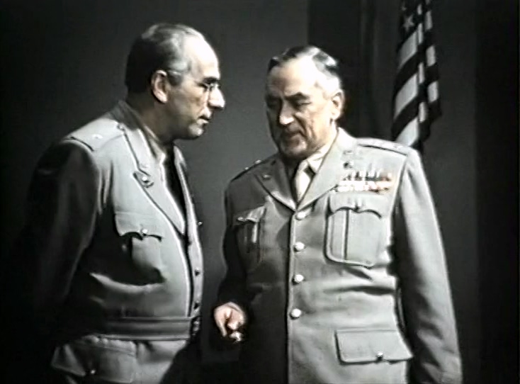 1953.银灰色的粉末 Serebristaya.pyl.576p.DVDRip.x264.mkv_20250502_210651.479.jpg