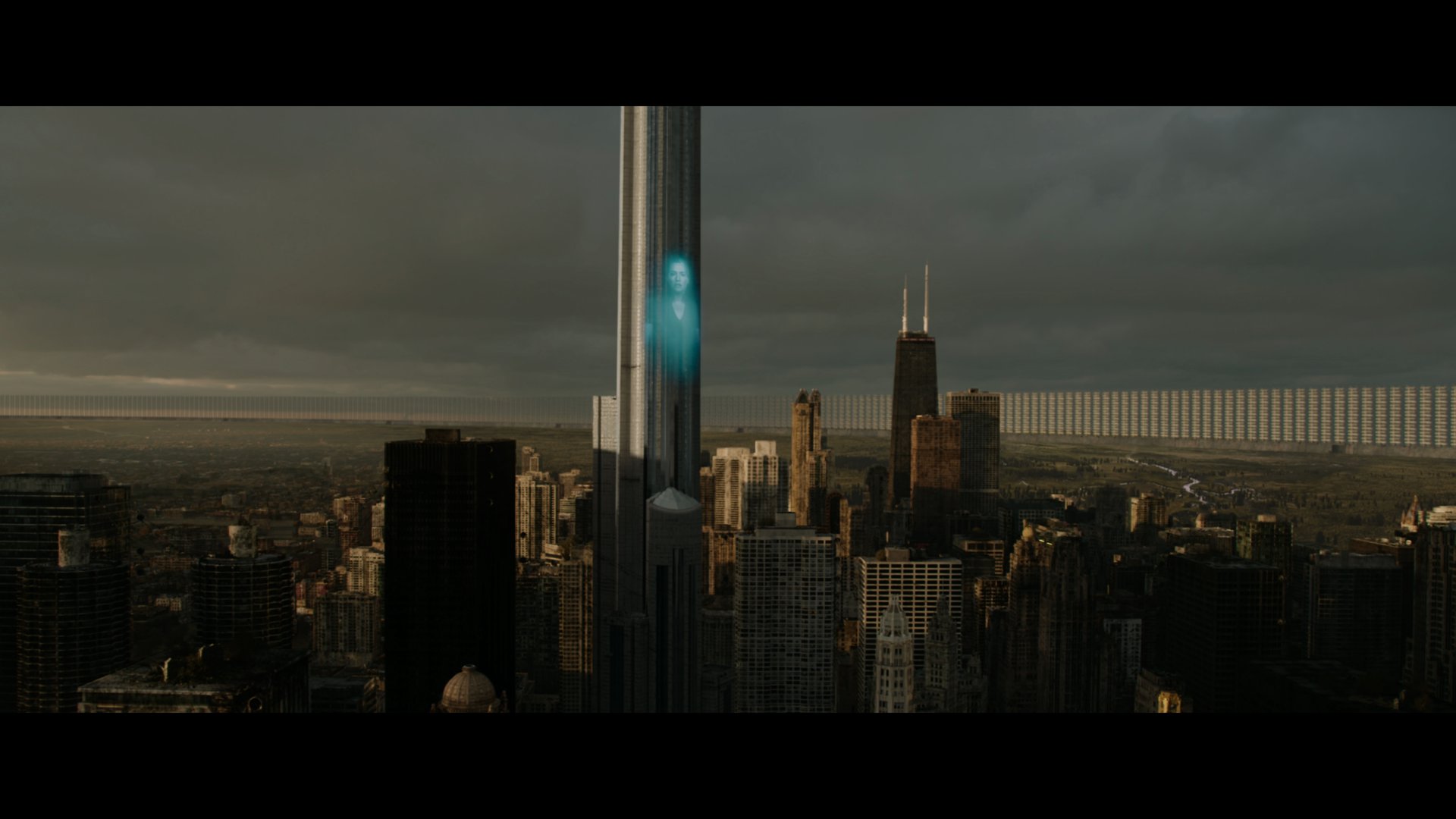 分歧者2：绝地反击 (2015).mkv_20250504_145624.374.png