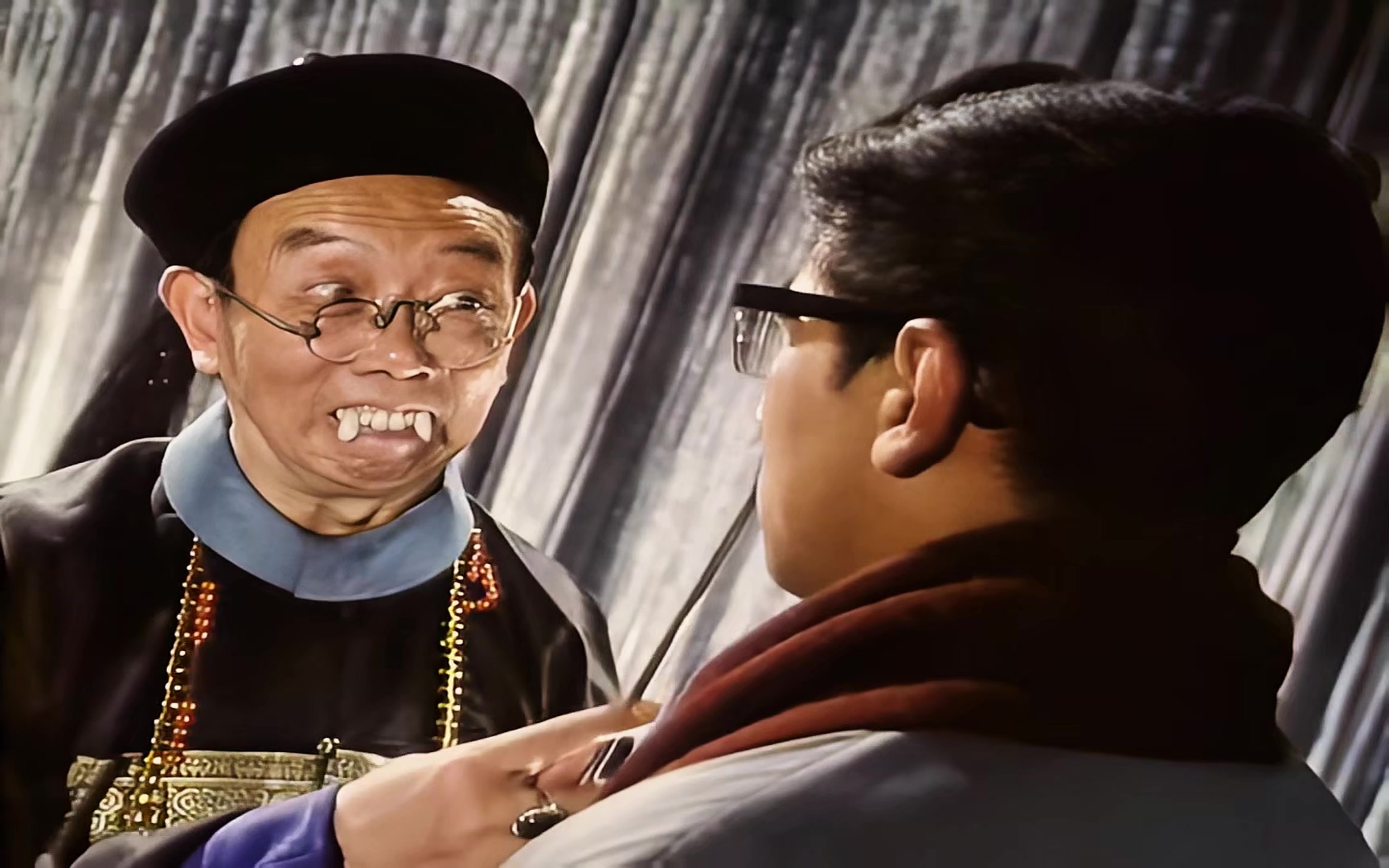 苦恼人的笑 1979.mp4_20250507_150236.506.jpg