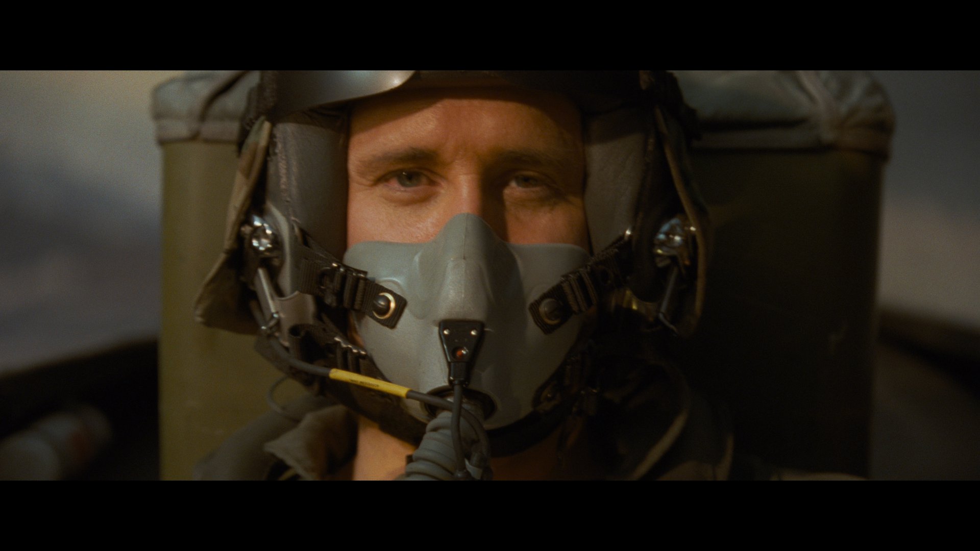 独立日 (1996) - 加长版.mkv_021229.358.png