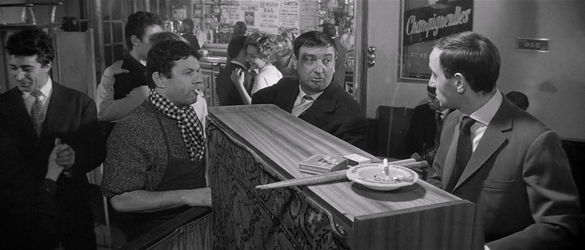 Shoot.The.Piano.Player.1960.1080p.BluRay.x264.AAC-[YTS.MX].mkv_20250511_170021.603.jpg