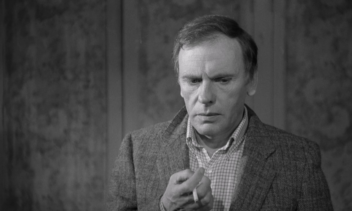 vivement.dimanche.1983.french.720p.bluray.x264-rough (1).mkv_20250511_172152.906.jpg