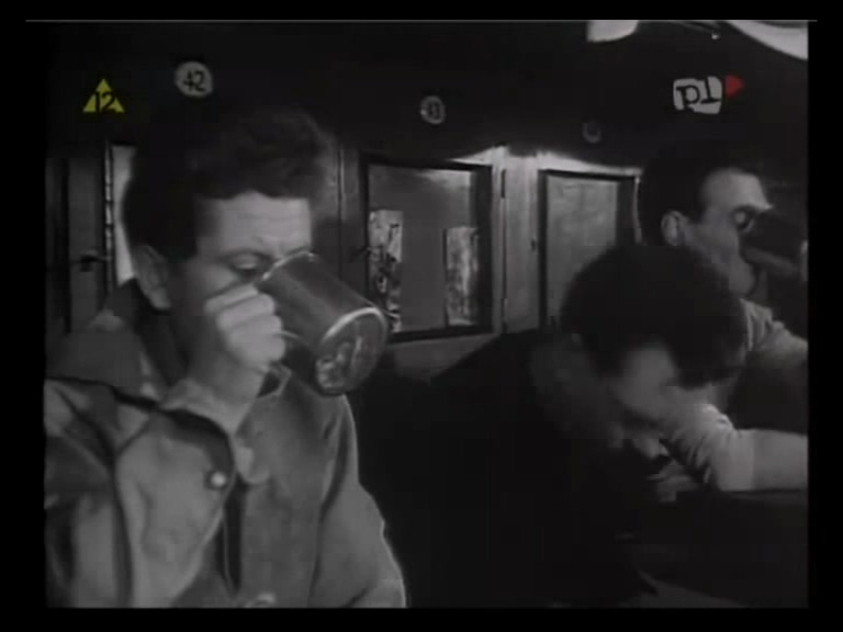 鹰 .Orzel .1959.上译国语.mkv_20250514_171248.821.jpg