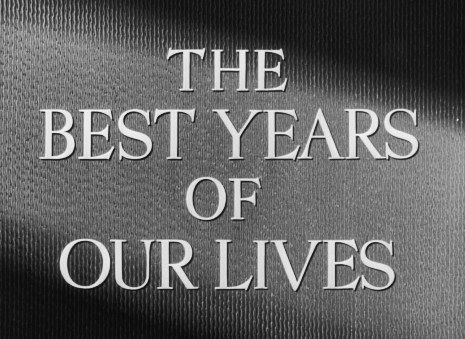 The.Best.Years.of.Our.Lives.1946.1080p.BluRay.x265.10bit.DTS-QuickIO.mkv_2025051.jpg