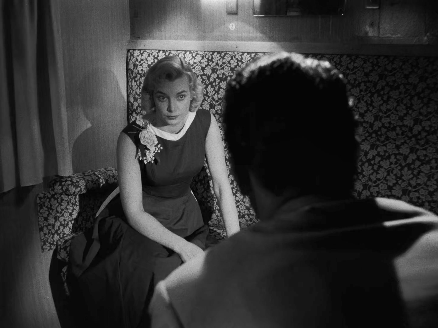 飞翔的苏格兰人 1080p 1957.mp4_20250519_111413.040.jpg