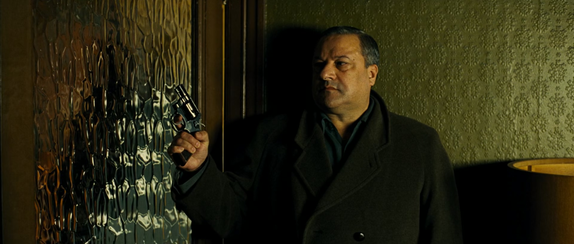 GalaxyRG265 - Revolver.2005.REPACK.1080p.BluRay.DDP5.1.x265.10bit-GalaxyRG265.mk.jpg