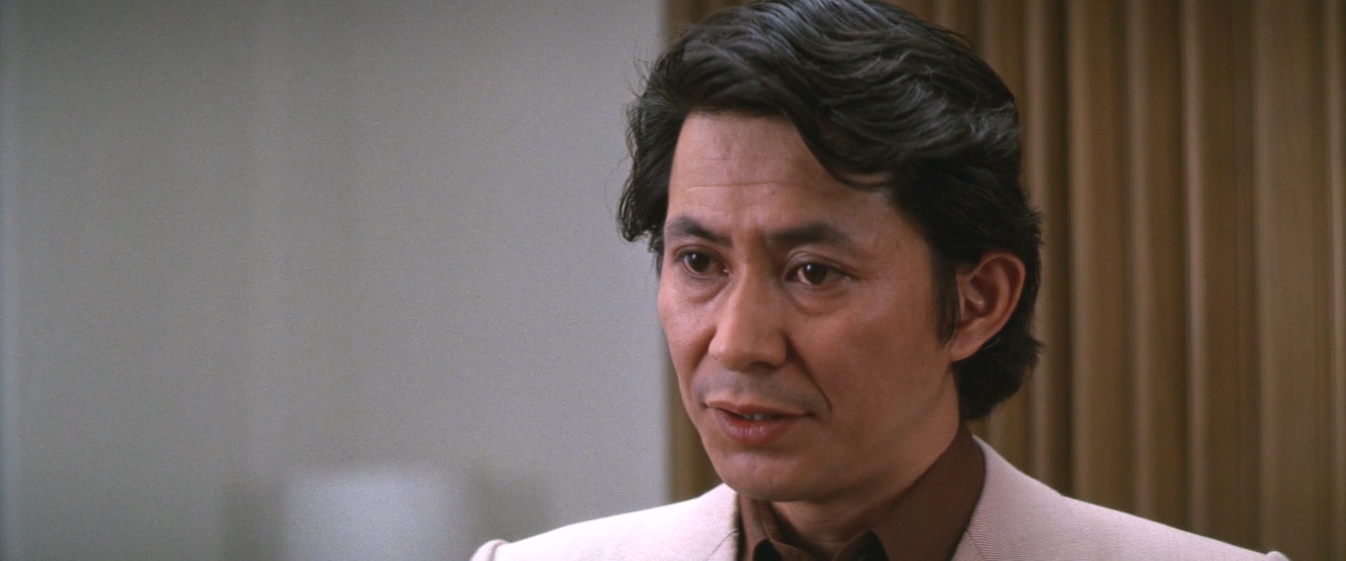 The.Yakuza.1974.1080p.BluRay.H264.AAC-RARBG-bylh.mkv_20250524_011050.376.jpg