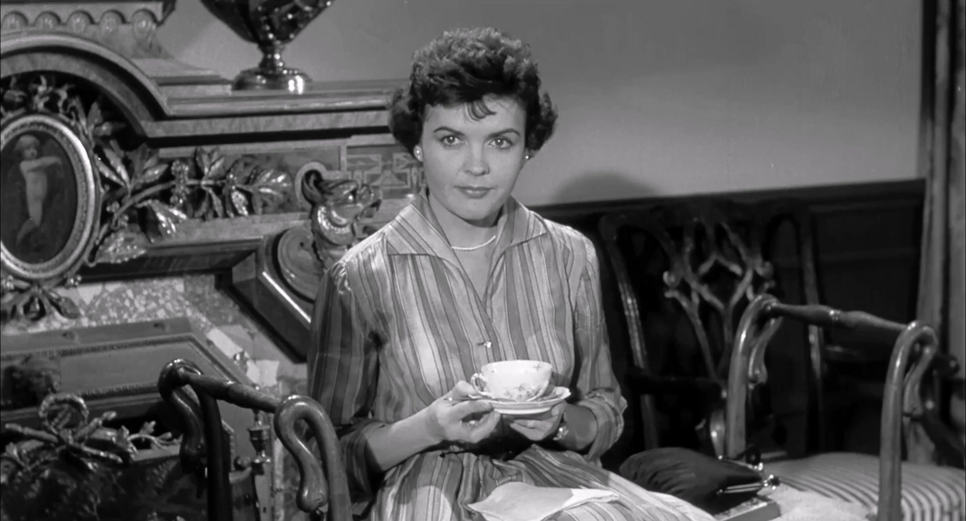 蝙蝠.The Bat‎.1959.1080p.BluRay.x264.AAC.256kbps央视国英双语无字.mkv_20250602_1.jpg