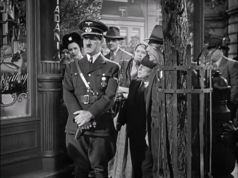 你逃我也逃（美国1942）[上译 英语]BDRip.x264.MKV_20250603_164036.697.jpg