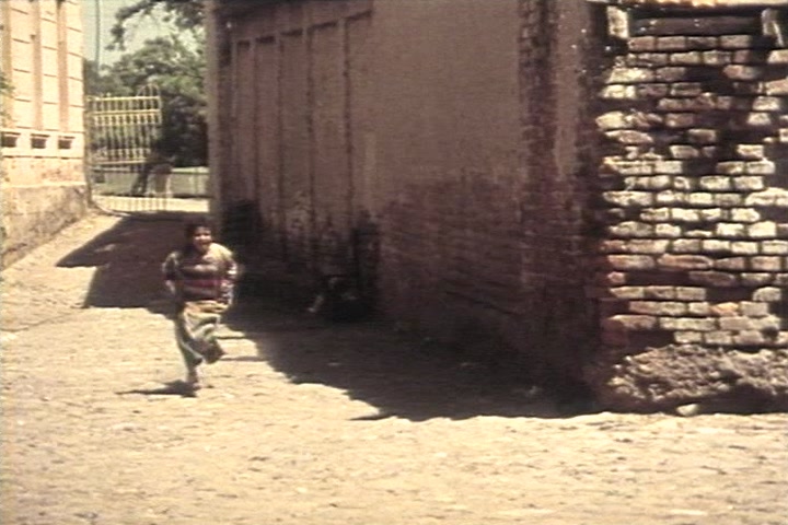血色之诗.Krvava.bajka.1969.DVDRip.XviD.AC3（央视国语）.mkv_20250603_220742.062.jpg