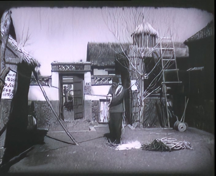 水库上的歌声 .mp4_20250604_134045.593.jpg