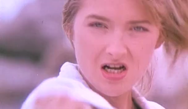 黑色走廊.Vicious Passageway.1990.DVD.X264.AAC.HALFCD.mkv_20250604_230350.492.jpg