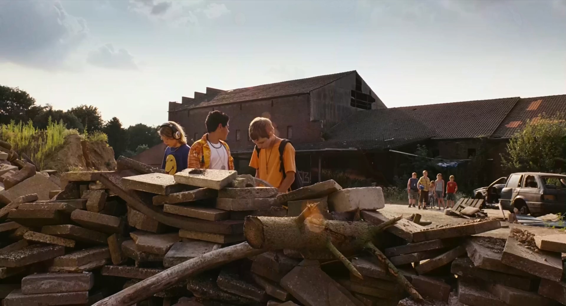 少年鳄鱼帮.Vorstadtkrokodile (2009) WEB-DL 1080p 国德双语无字.mkv_20250609_213932.853.jpg