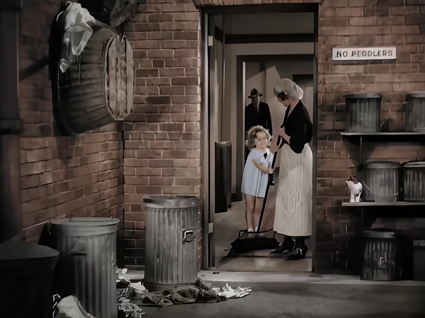 1934 宝贝答谢 Baby Take a Bow.mkv_20250611_122138.386.jpg