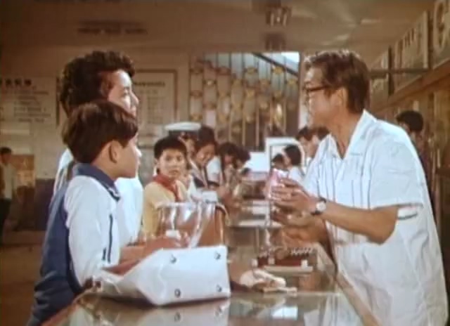 小海.Xiao Hai.1981.DVD.X264.AAC.HALFCD.mkv_20250613_174124.963.jpg