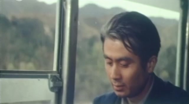 蓝色的花.Blue Flowers.1984.DVD.X264.AAC.HALFCD.mkv_20250613_174905.167.jpg