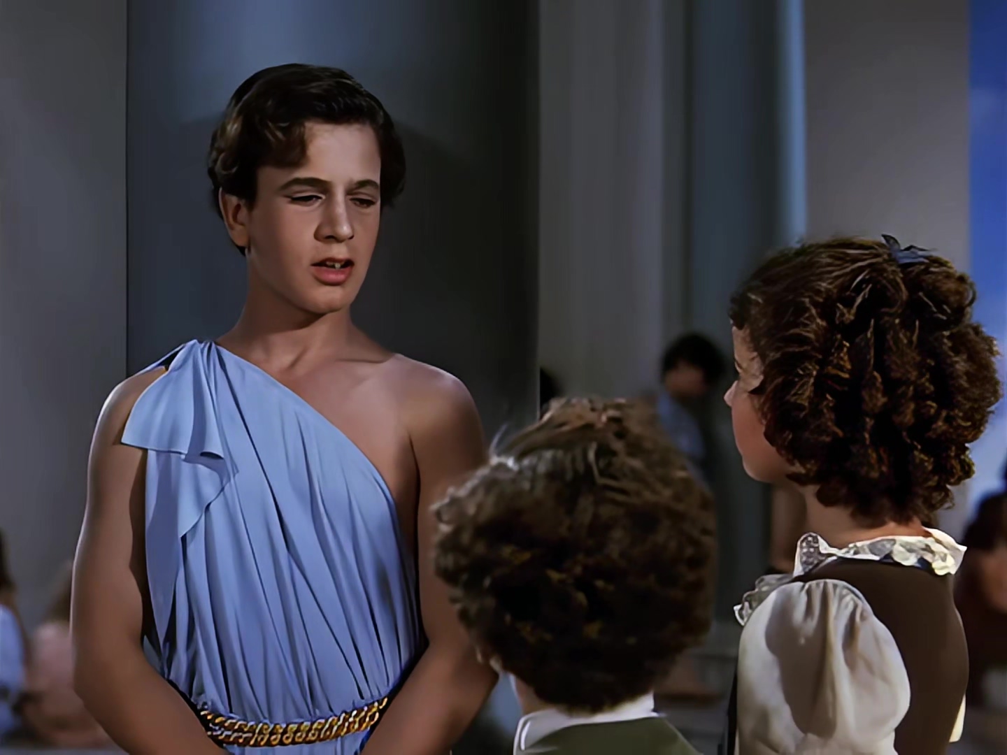 1940 蓝色知更鸟 The Blue Bird.mkv_20250614_163202.981.jpg