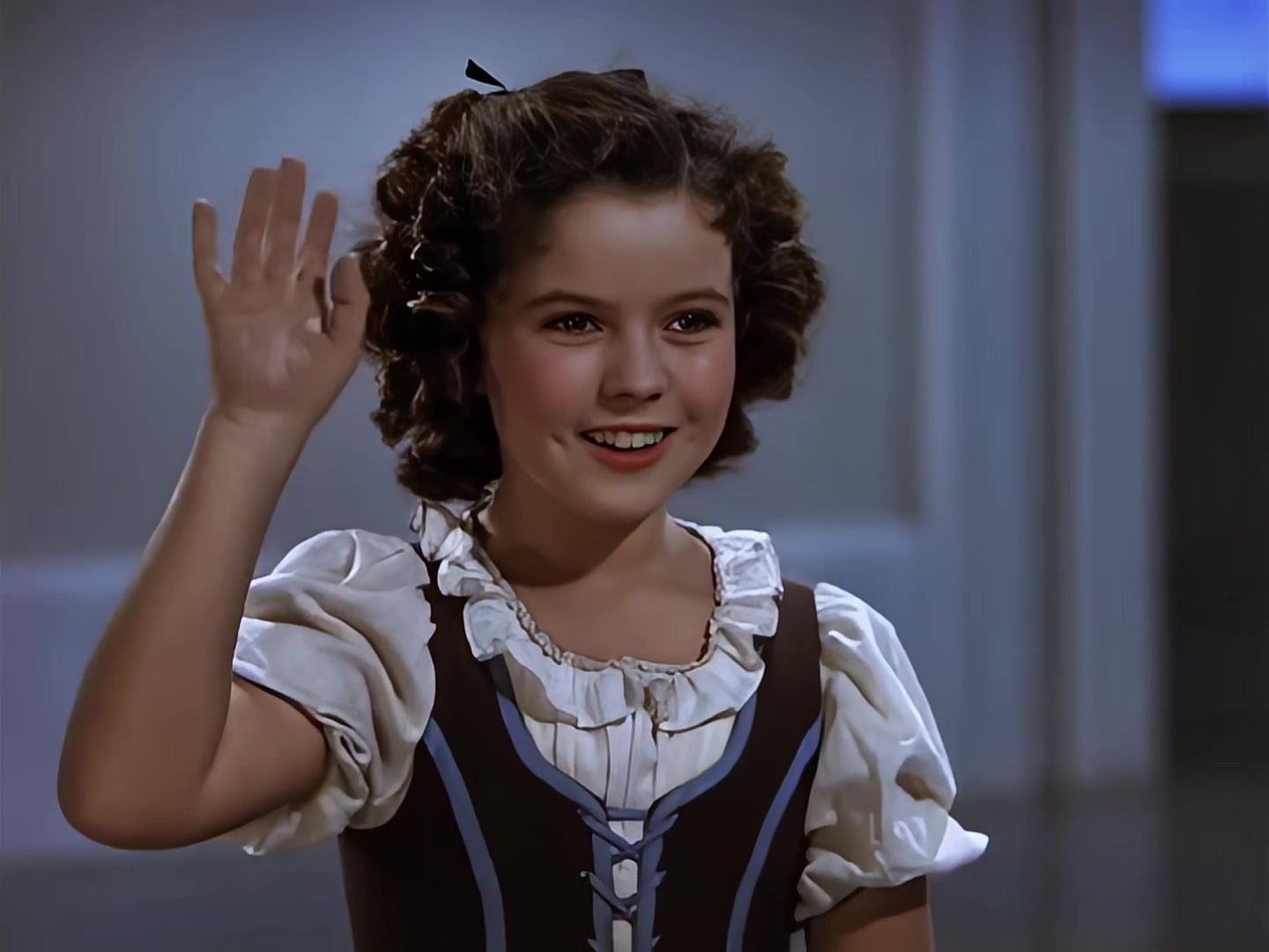 1940 蓝色知更鸟 The Blue Bird.mkv_20250614_163219.260.jpg