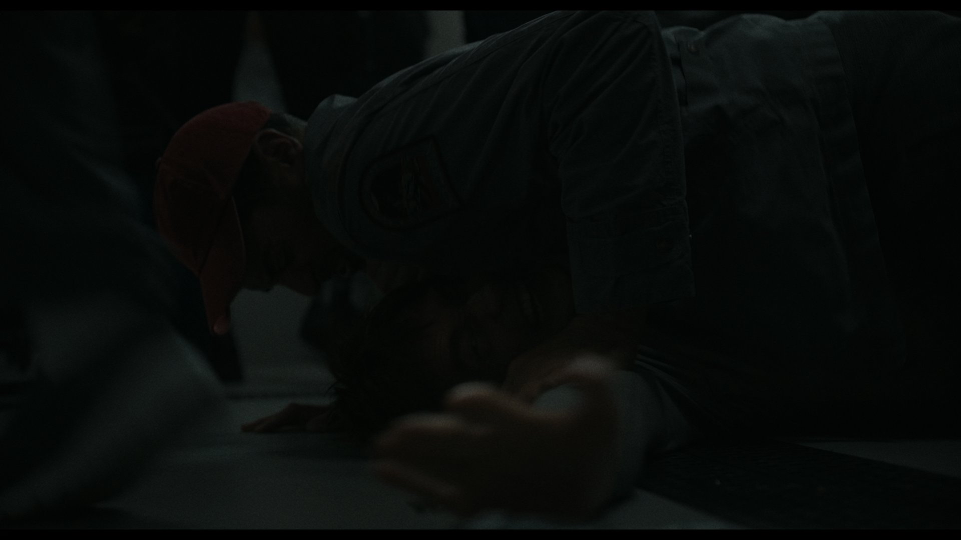 编号17 (2025) [tmdb=696506].mkv_011745.578.png