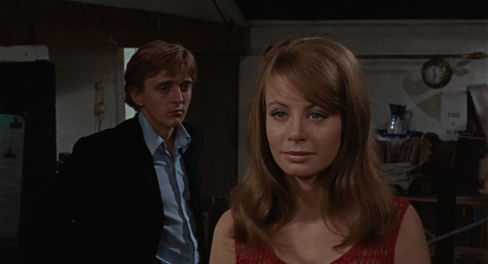 Blow-Up.1966.CC.BluRay.1080p.DTS-HD.MA.1.0.x265.10bit-ALT.mkv_20250621_002316.336.jpg