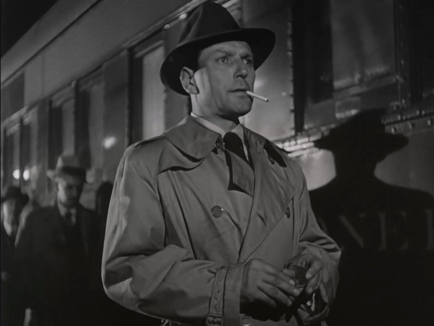 狭窄边缘 1080p 1952.mp4_20250621_123622.068.jpg