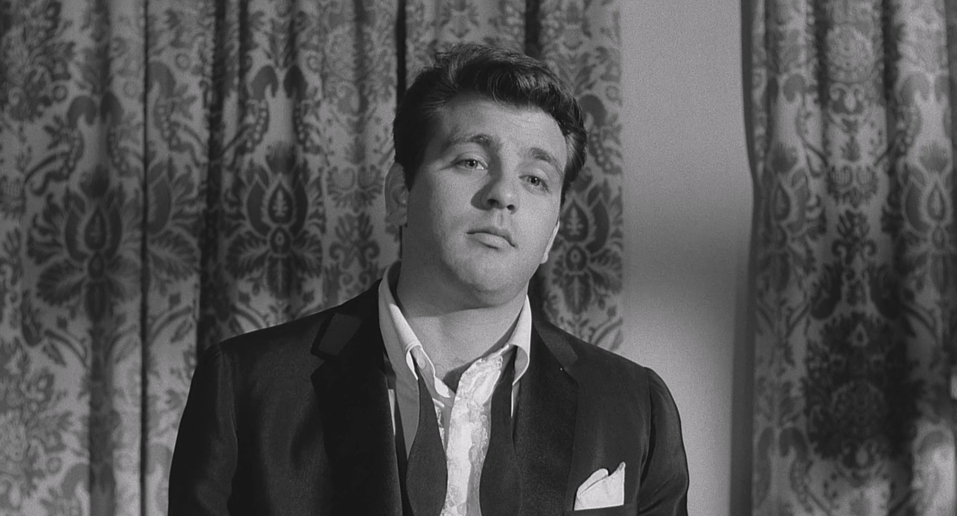 Ten.Little.Indians.1965.1080p.BluRay.x264.FLAC.2.0-EDPH -bylh.mkv_20250624_224517.166.jpg