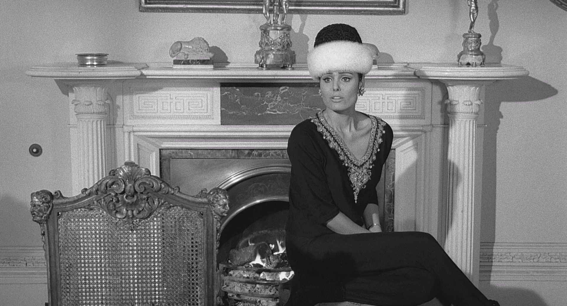 Ten.Little.Indians.1965.1080p.BluRay.x264.FLAC.2.0-EDPH -bylh.mkv_20250624_224603.292.jpg