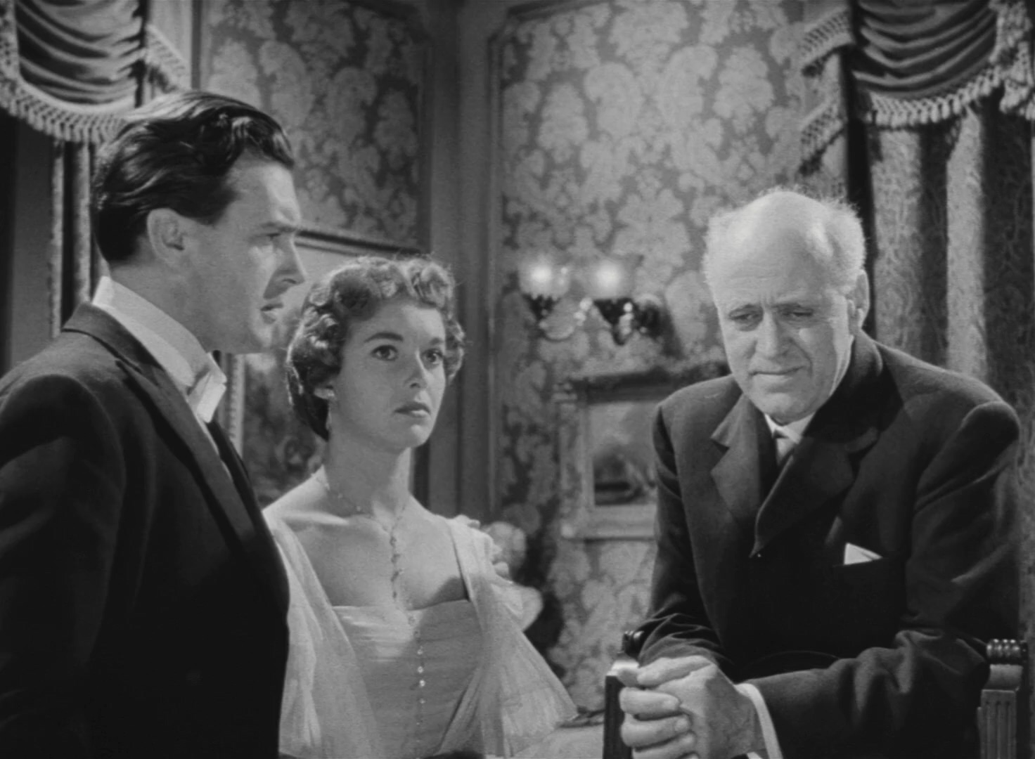 An.Inspector.Calls.1954.1080p.BluRay.H264.AAC-RARBG.mkv_20250625_151529.158.jpg